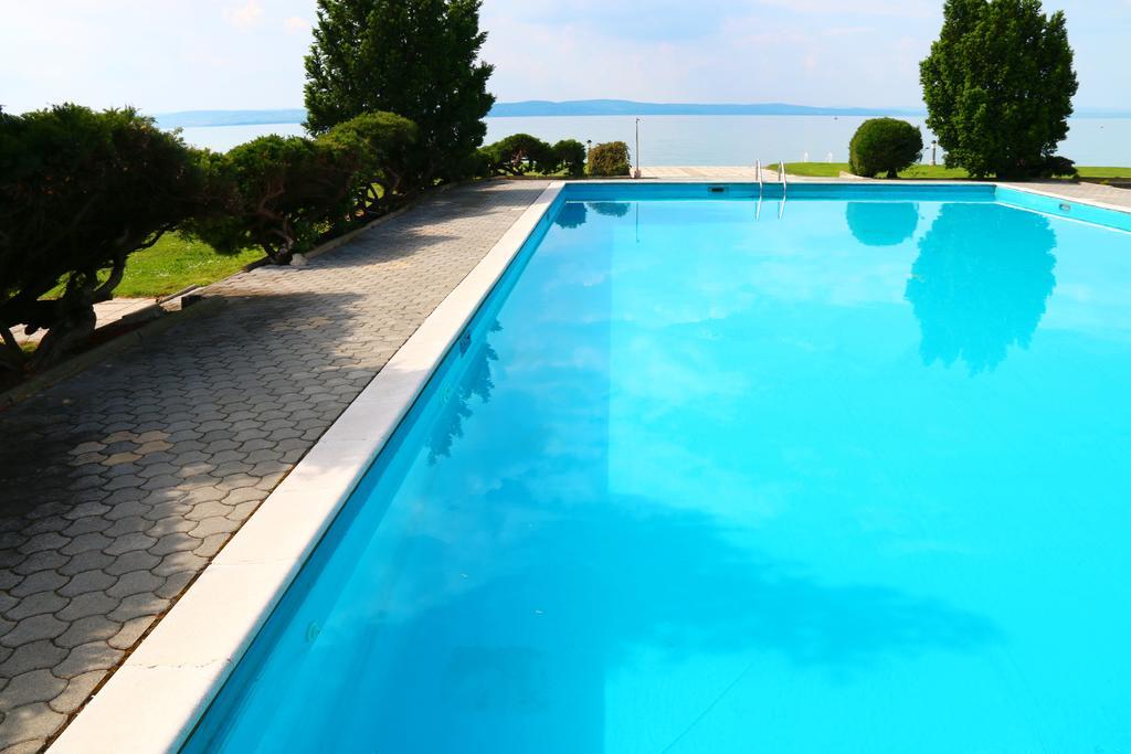 Hotel Hungaria Siófok Exteriér fotografie